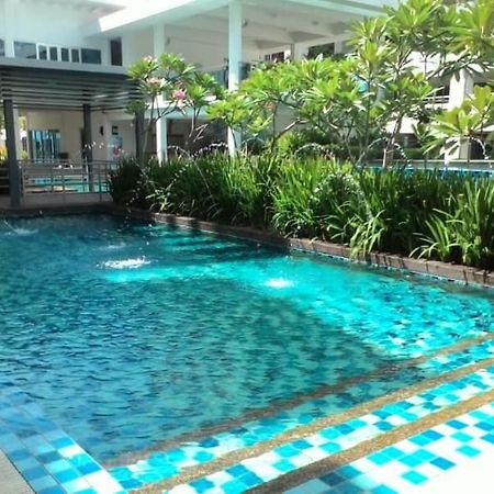 Homestay De Putra 加影 外观 照片